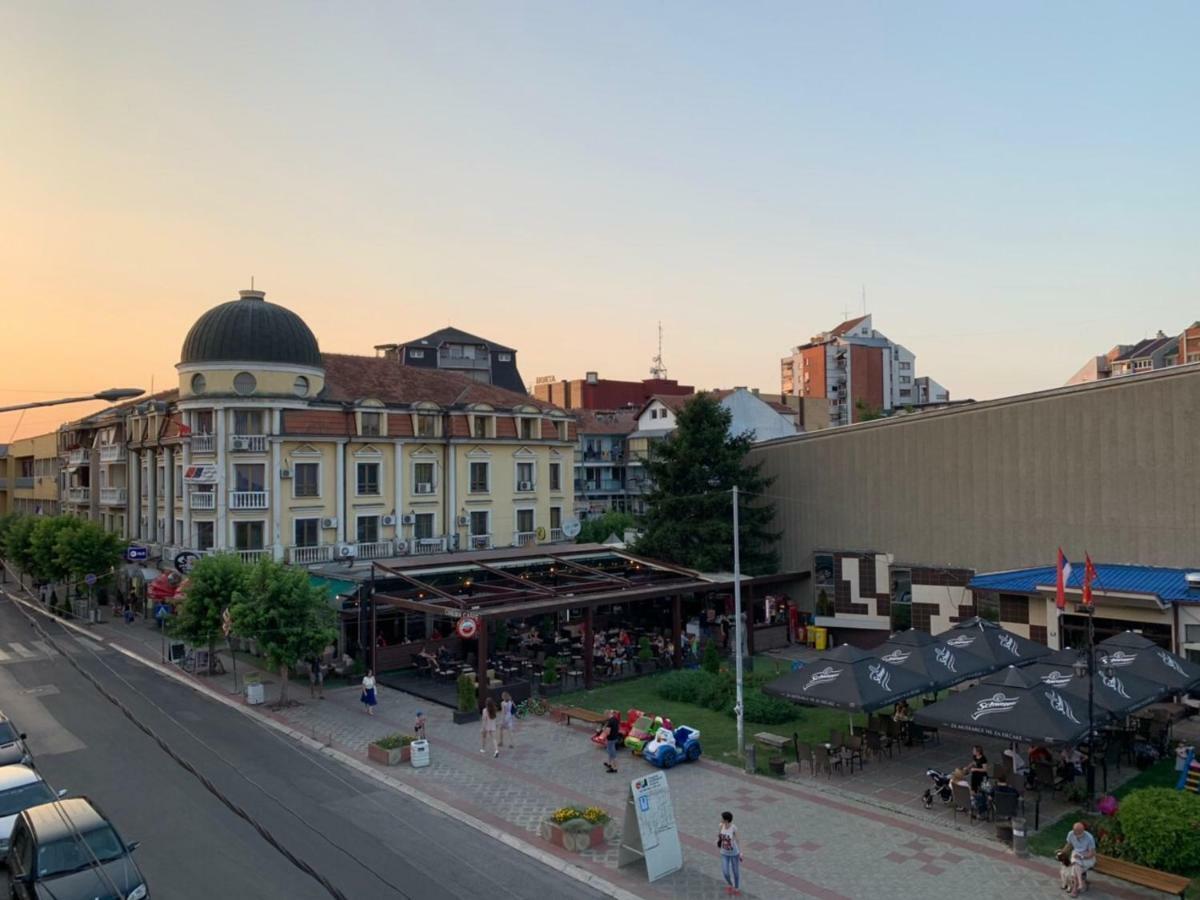 La Apartamento Centroom Jagodina Exterior foto